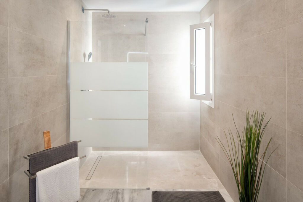 Penthouse Nueva Andalucía Málaga - image 10