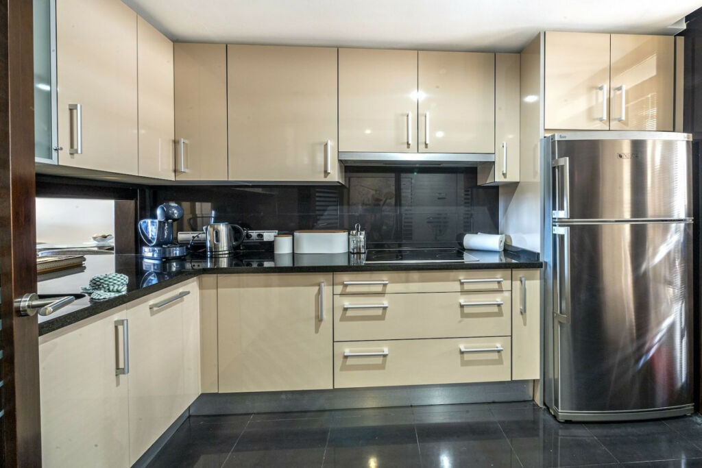 Top Floor Apartment Estepona Málaga - image 10