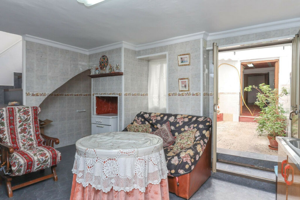 Townhouse Yunquera Málaga - image 11