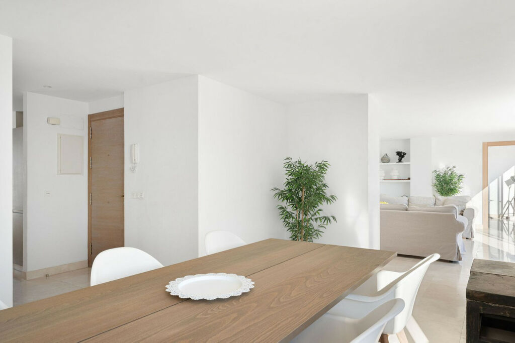 Penthouse Estepona Málaga - image 11