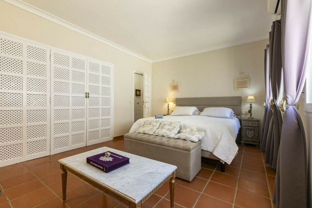 Detached Villa San Pedro de Alcántara Málaga - image 13