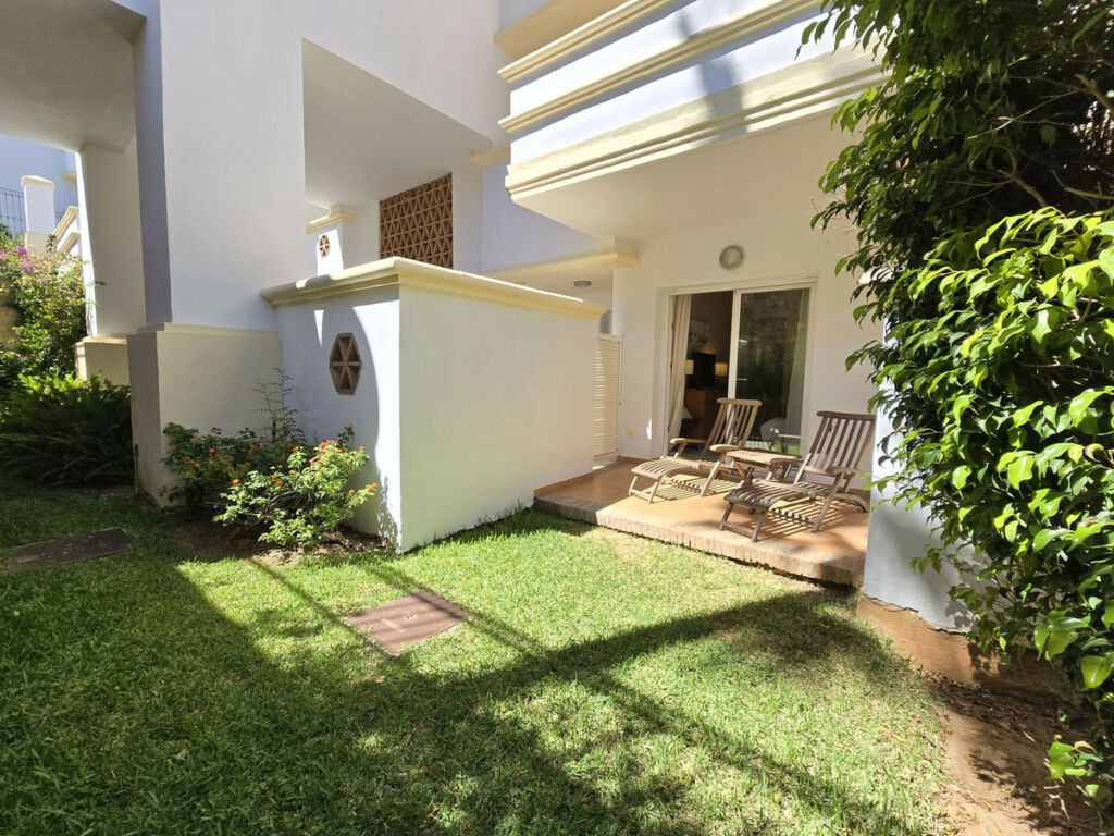 Middle Floor Apartment La Cala Golf Málaga - image 11