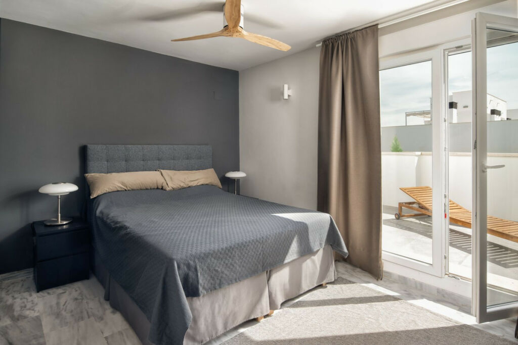 Penthouse Nueva Andalucía Málaga - image 11