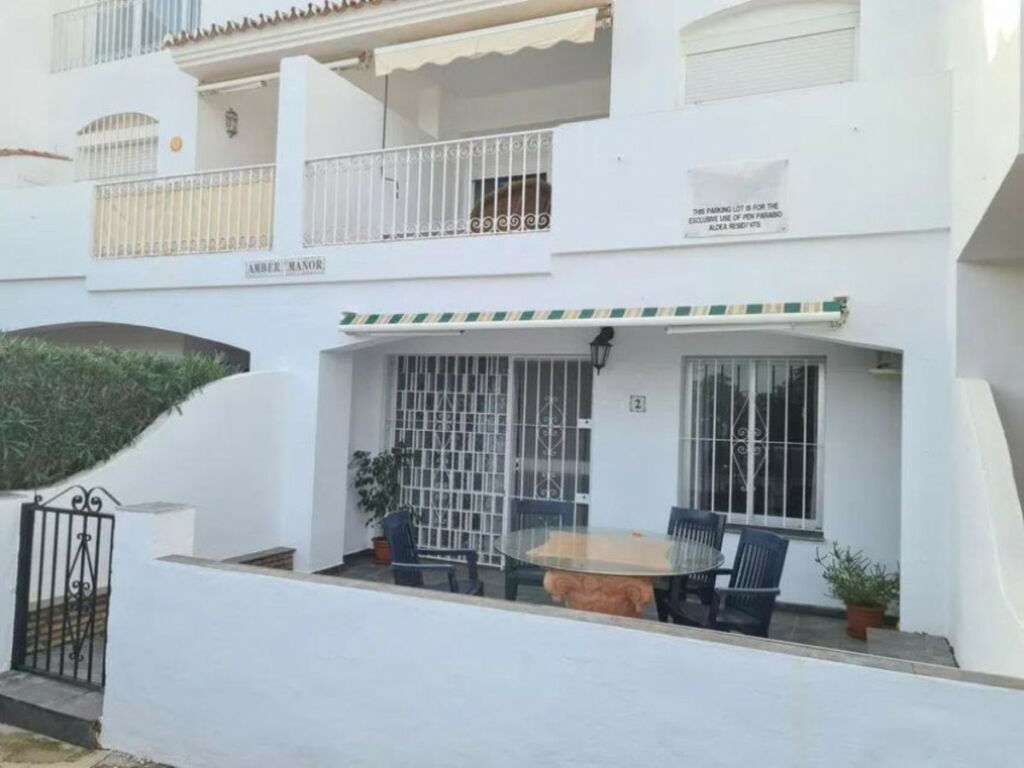 Middle Floor Apartment Manilva Málaga - image 11