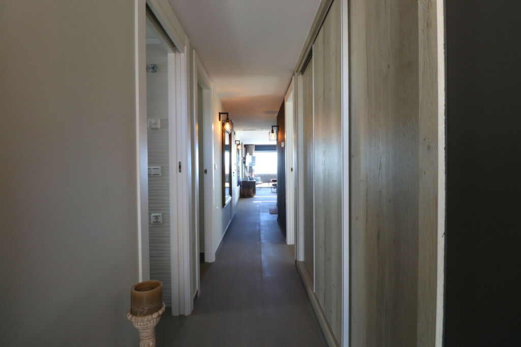 Middle Floor Apartment Guardamar del Segura Alicante - image 11