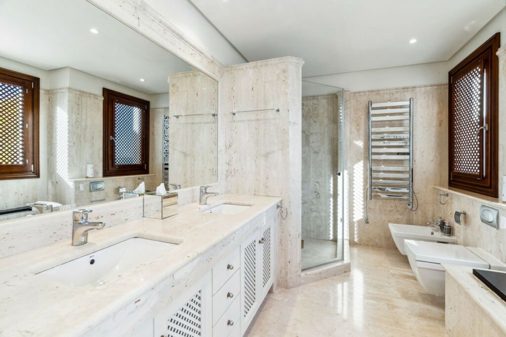 Penthouse Estepona Málaga - image 12