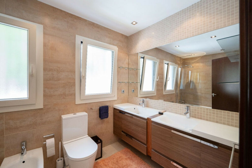 Detached Villa Marbella Málaga - image 12