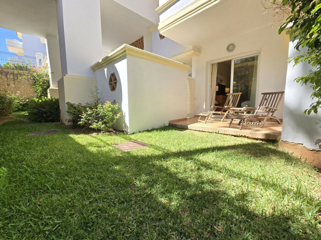 Middle Floor Apartment La Cala Golf Málaga - image 12