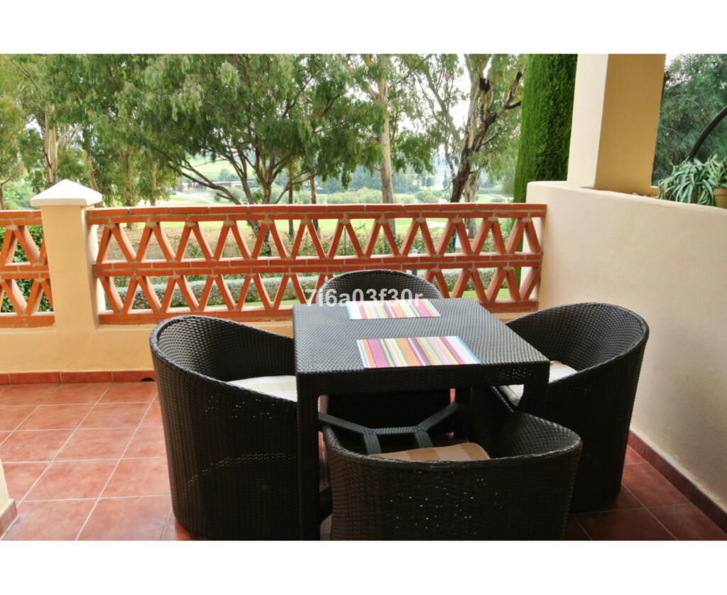 Ground Floor Apartment Atalaya Málaga - image 12