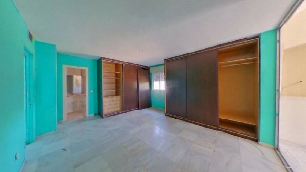 Detached Villa Marbella Málaga - image 10