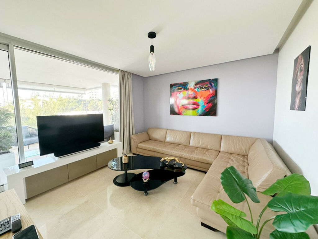 Middle Floor Apartment Los Arqueros Málaga - image 10