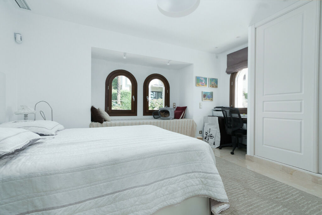 Townhouse Benahavís Málaga - image 12