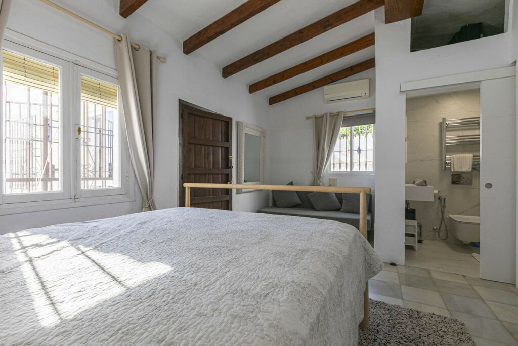 Detached Villa San Pedro de Alcántara Málaga - image 11