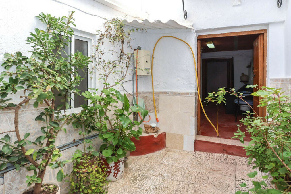 Townhouse Yunquera Málaga - image 13