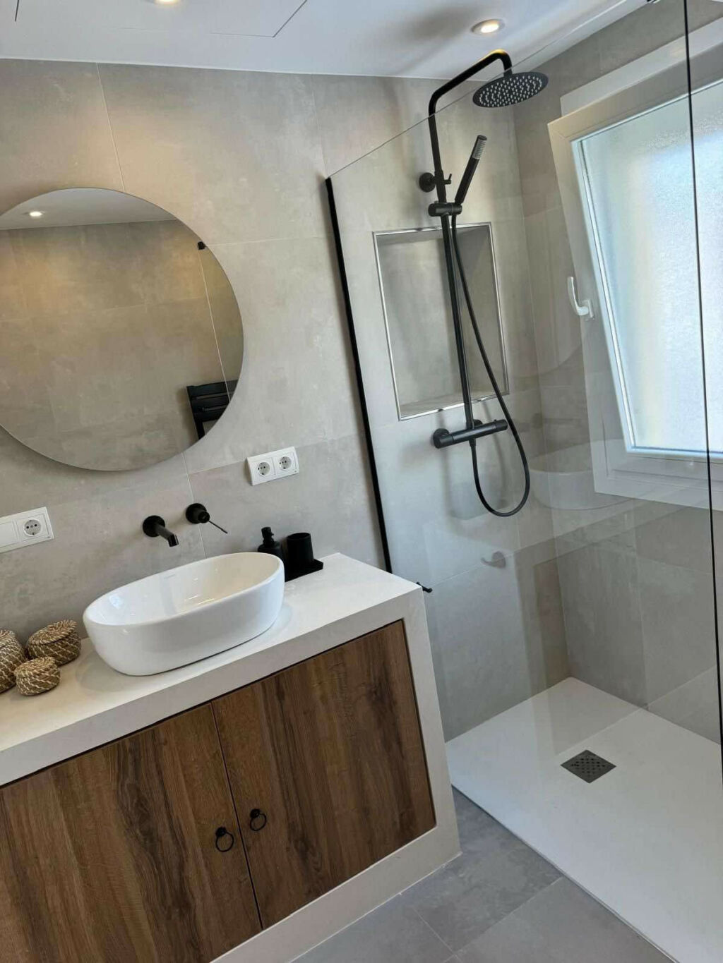Top Floor Apartment Torremolinos Málaga - image 13