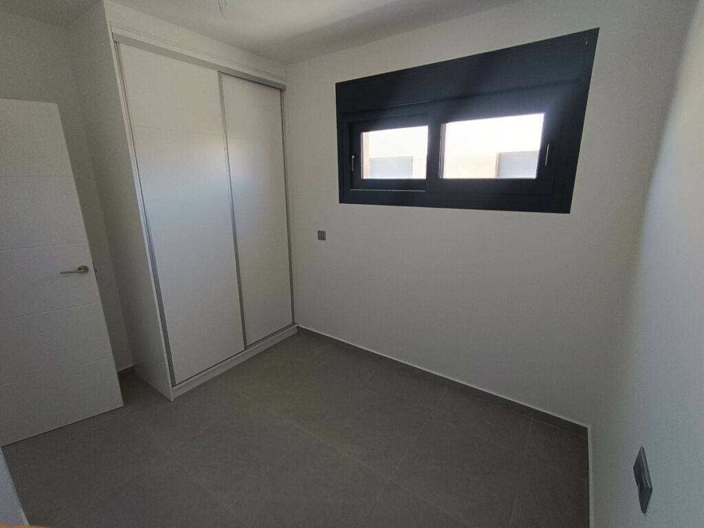 Semi-Detached House Daya Nueva Alicante - image 13