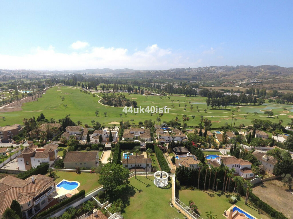 Detached Villa Mijas Golf Málaga - image 13