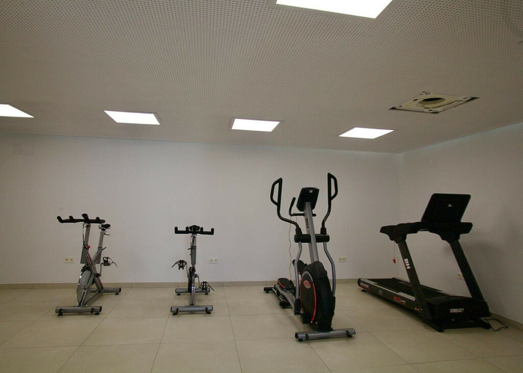 Ground Floor Apartment Elviria Málaga - image 13