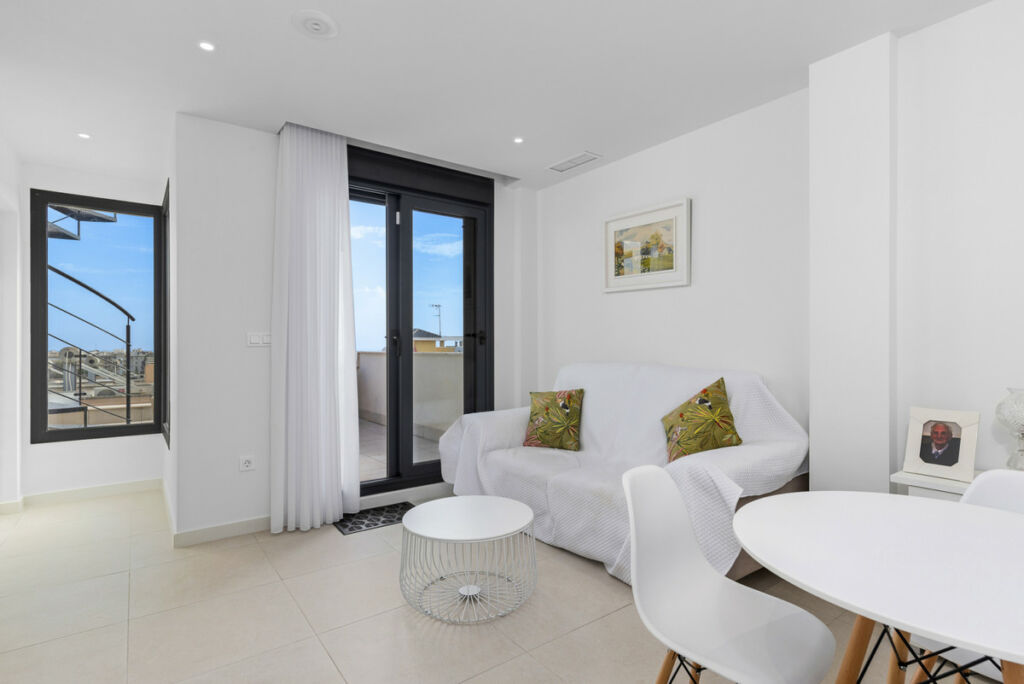 Detached Villa Guardamar del Segura Alicante - image 13
