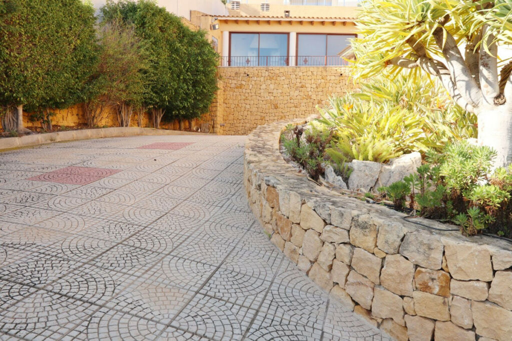 Detached Villa Altea Alicante - image 13