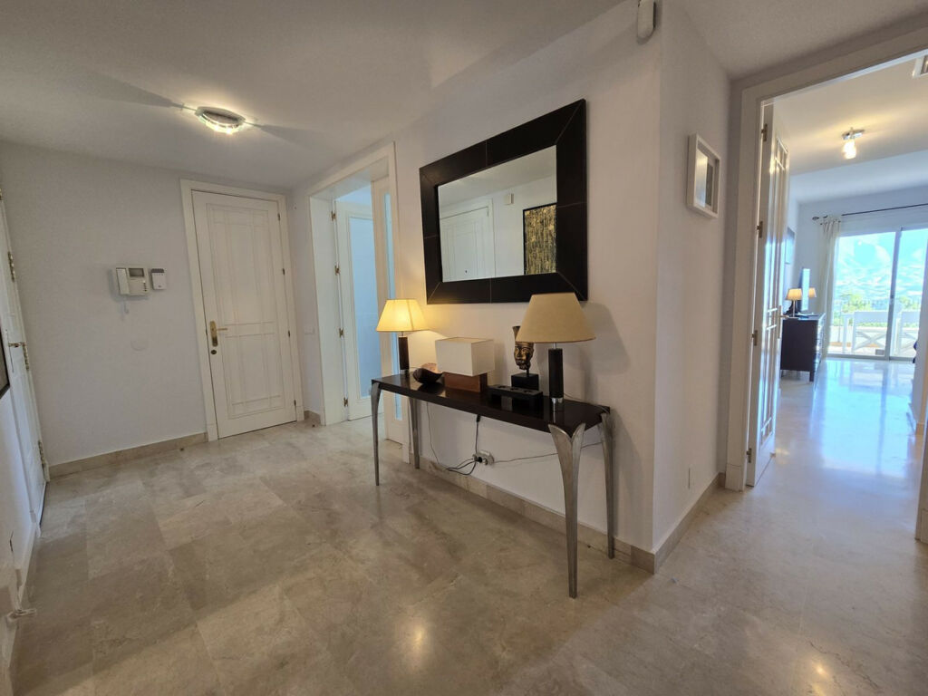 Middle Floor Apartment La Cala Golf Málaga - image 14