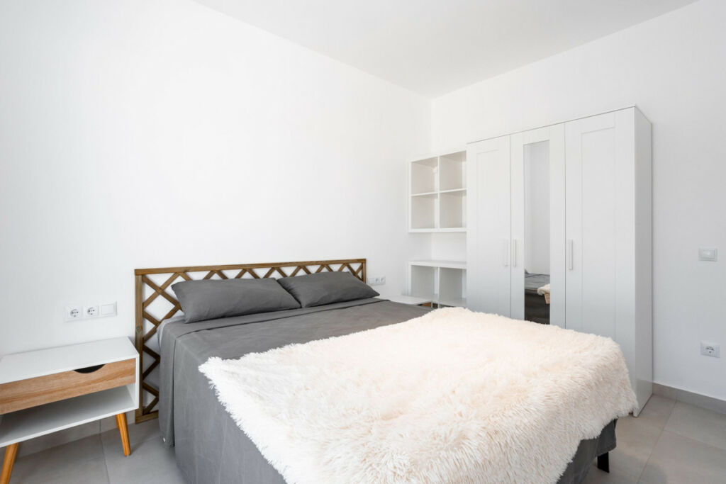 Townhouse Villamartin Alicante - image 15