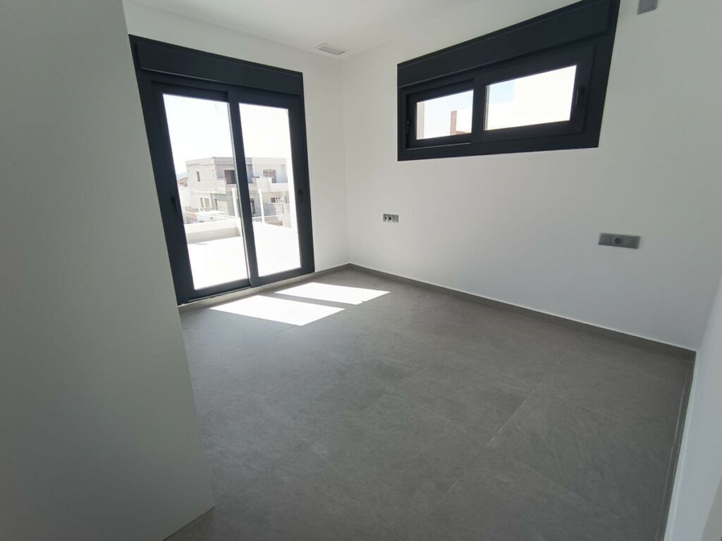Semi-Detached House Daya Nueva Alicante - image 14