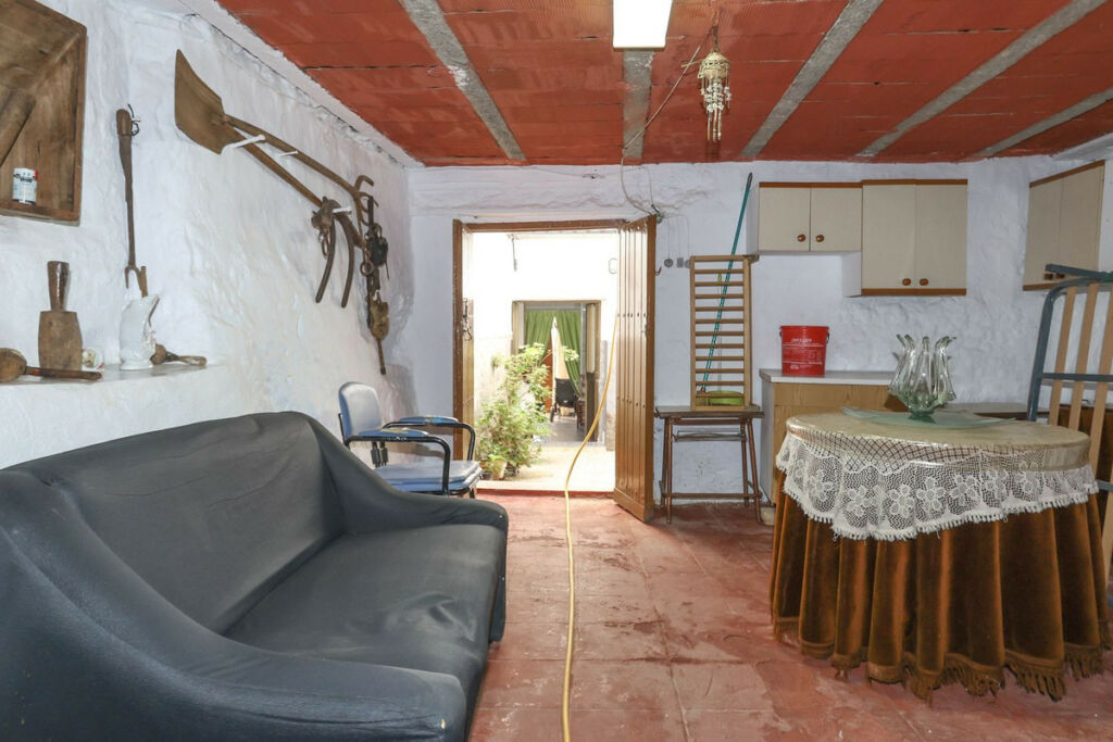 Townhouse Yunquera Málaga - image 14