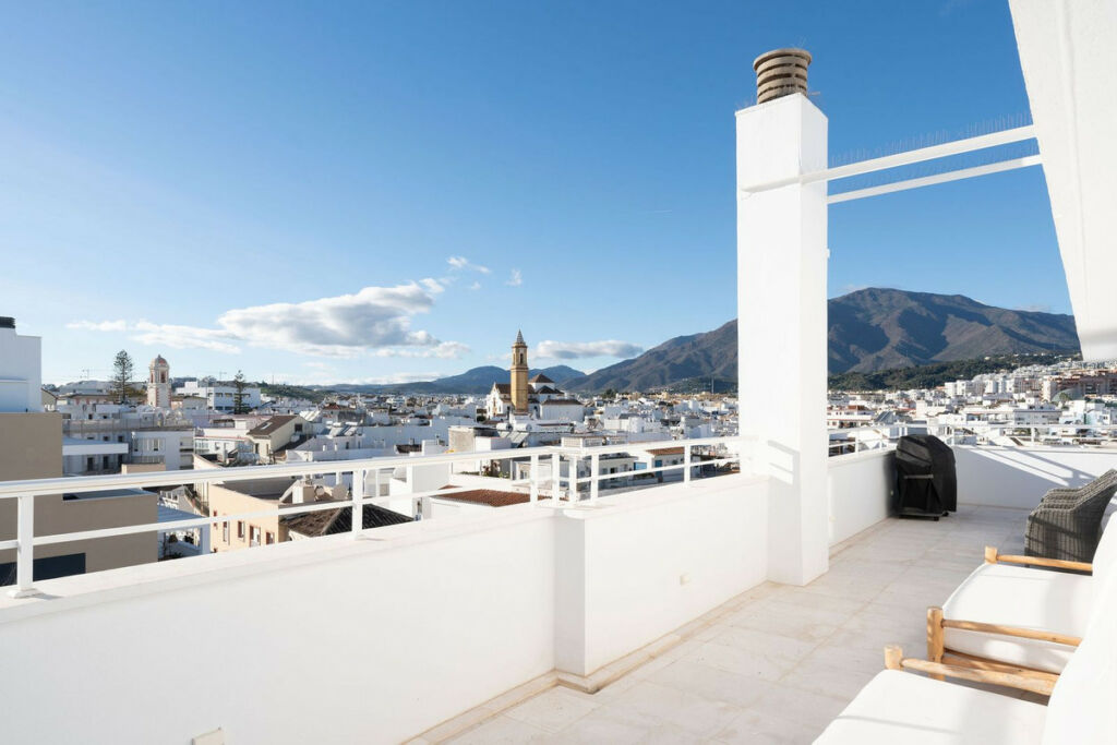 Penthouse Estepona Málaga - image 14