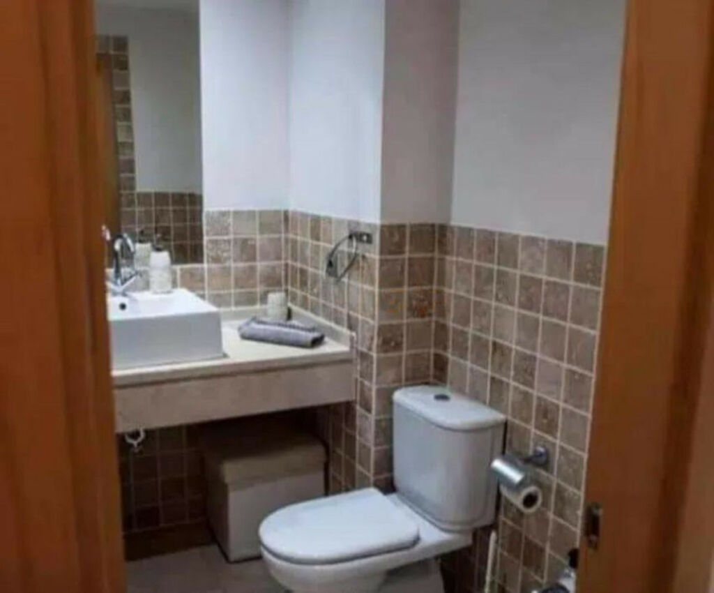 Middle Floor Apartment Bel Air Málaga - image 14