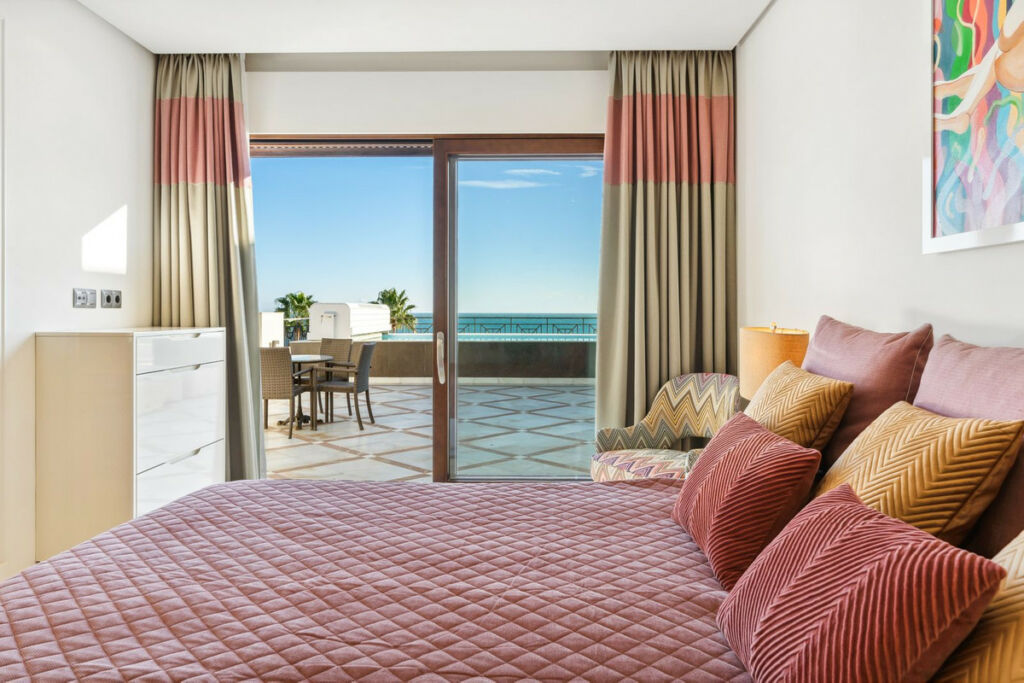 Penthouse Estepona Málaga - image 14