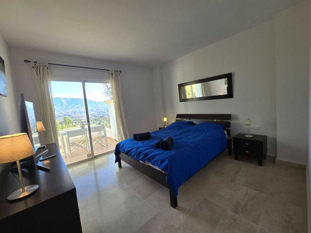 Middle Floor Apartment La Cala Golf Málaga - image 15