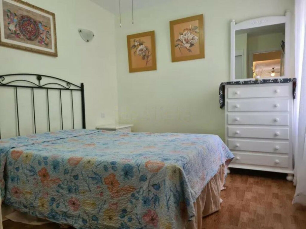 Middle Floor Apartment Manilva Málaga - image 15