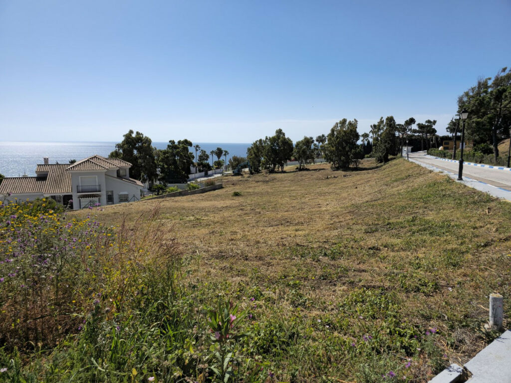 Residential Plot Punta Chullera Málaga - image 15