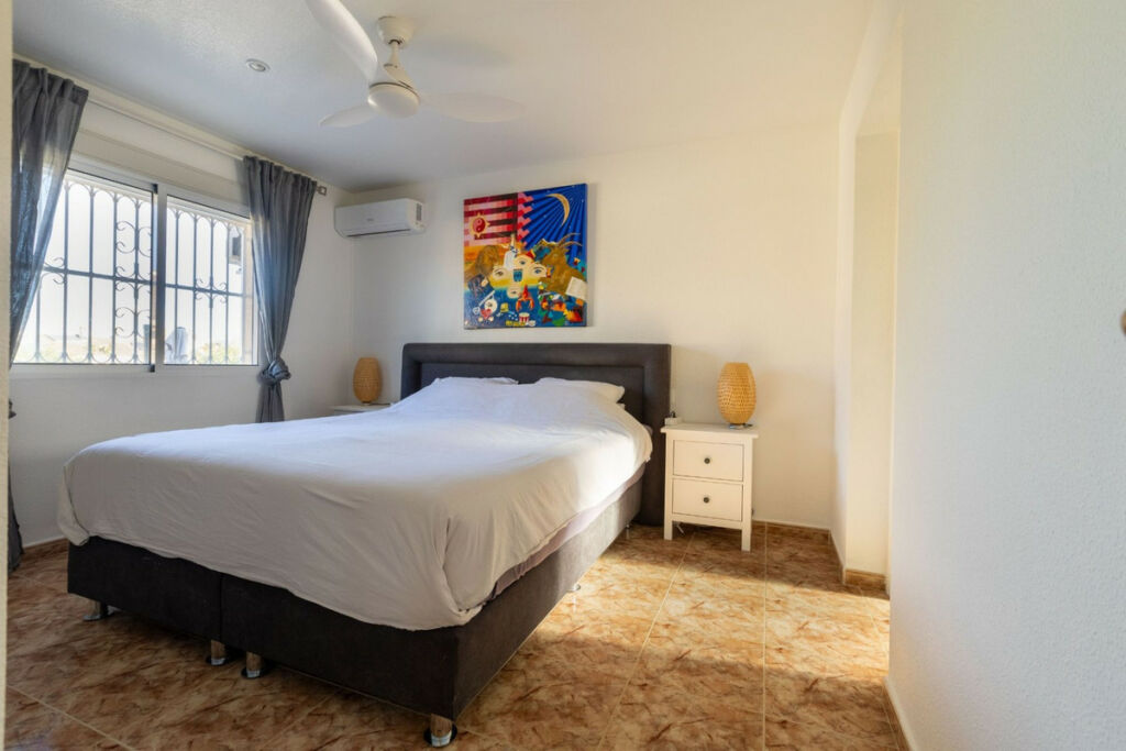 Detached Villa Benijofar Alicante - image 15