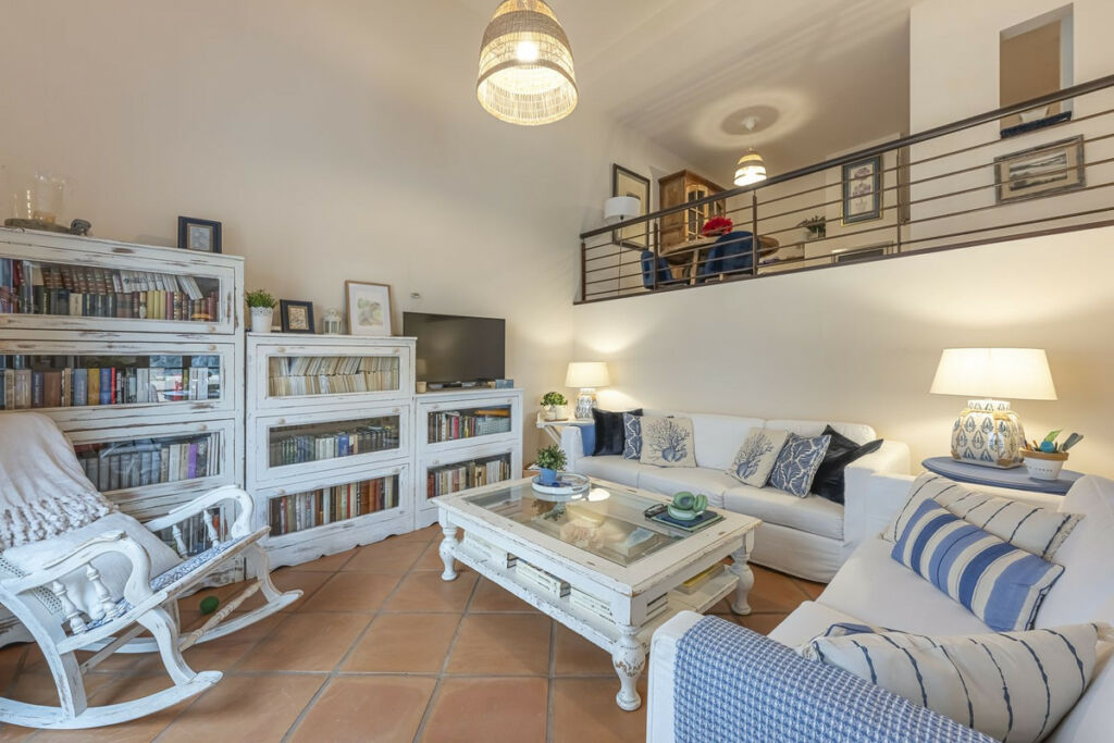 Semi-Detached House Benahavís Málaga - image 3