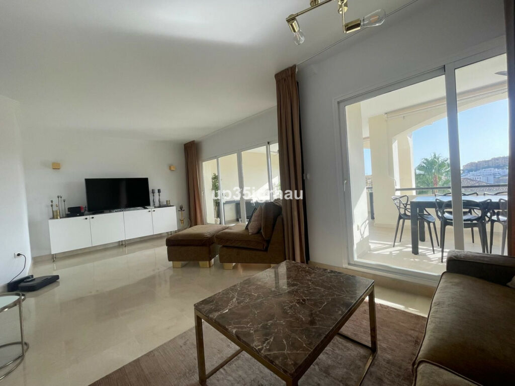 Penthouse Selwo Málaga - image 16