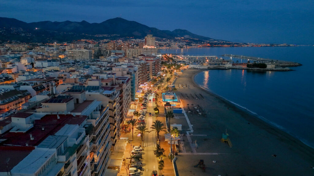 Middle Floor Apartment Fuengirola Málaga - image 16