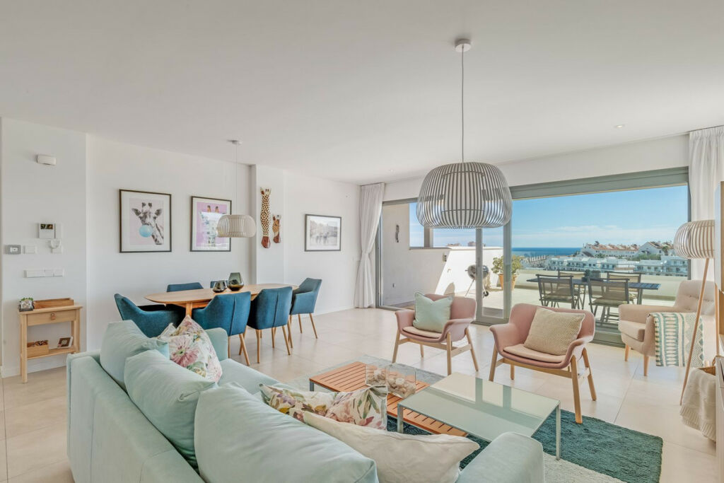 Top Floor Apartment Estepona Málaga - image 16