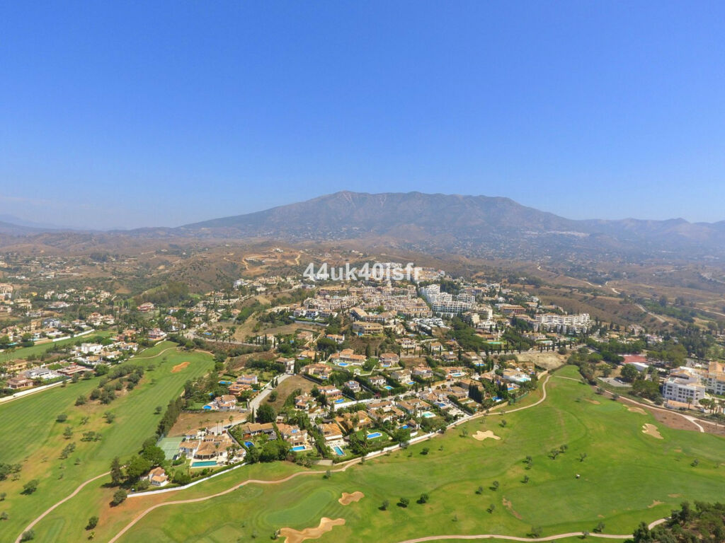 Detached Villa Mijas Golf Málaga - image 16