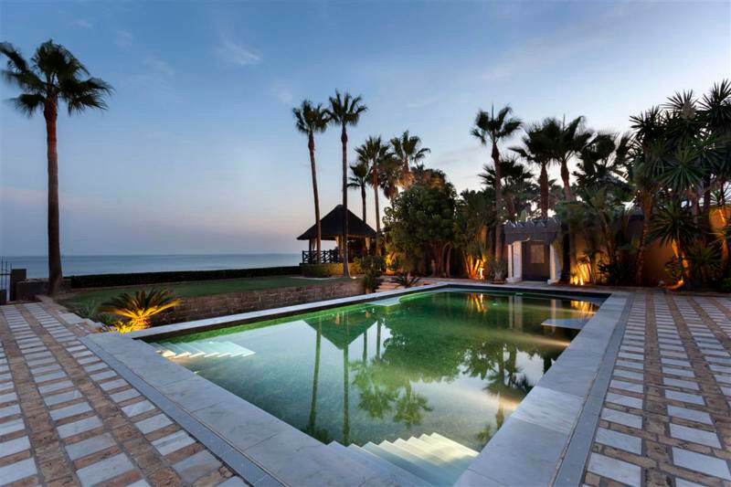 Detached Villa Los Monteros Málaga - image 16