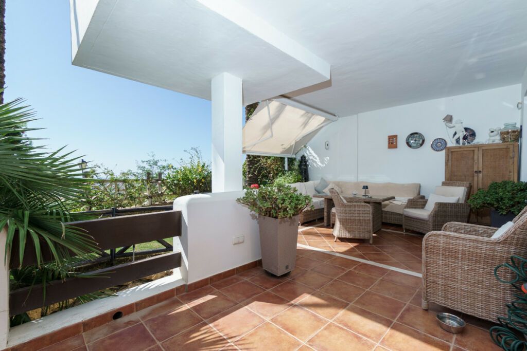 Townhouse Benahavís Málaga - image 16