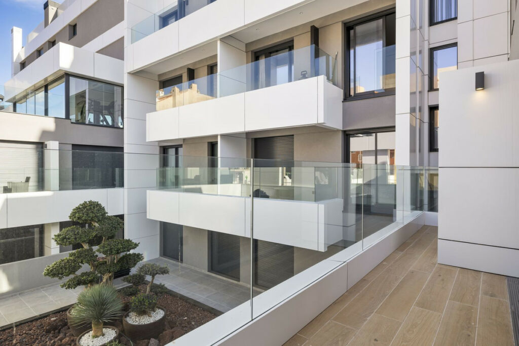 Middle Floor Apartment Fuengirola Málaga - image 14