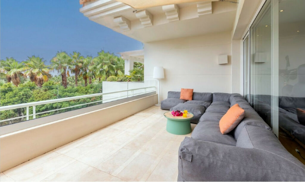 Penthouse The Golden Mile Málaga - image 17