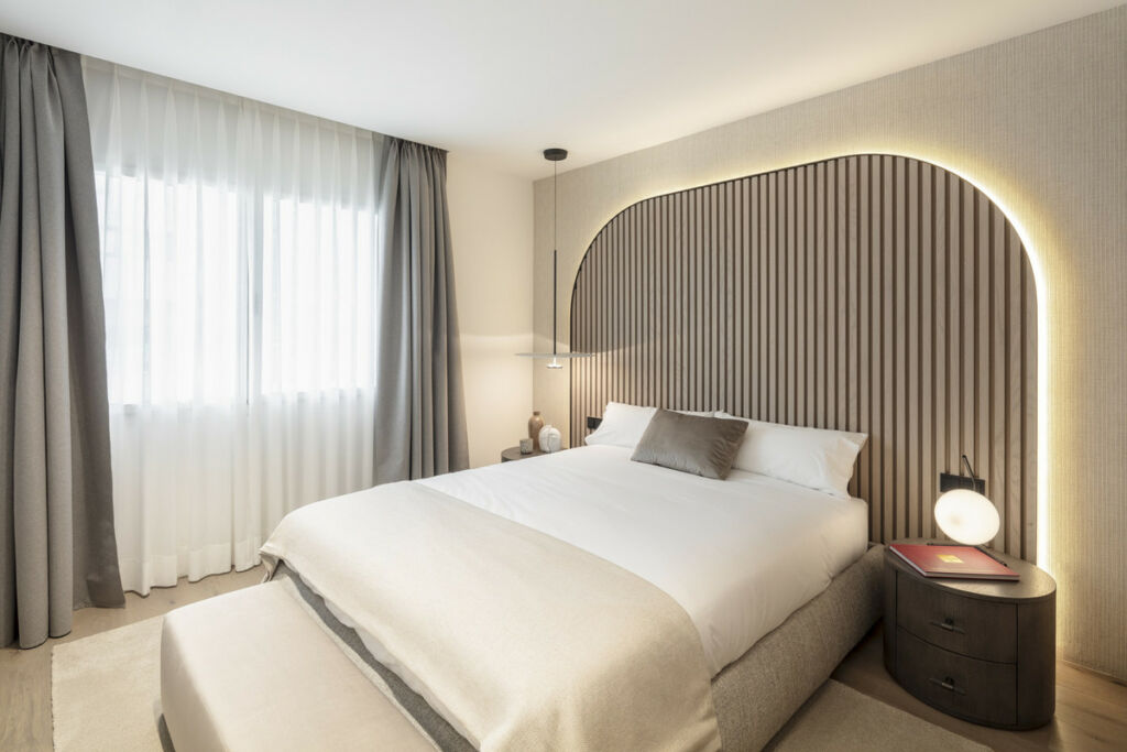 Middle Floor Apartment The Golden Mile Málaga - image 17