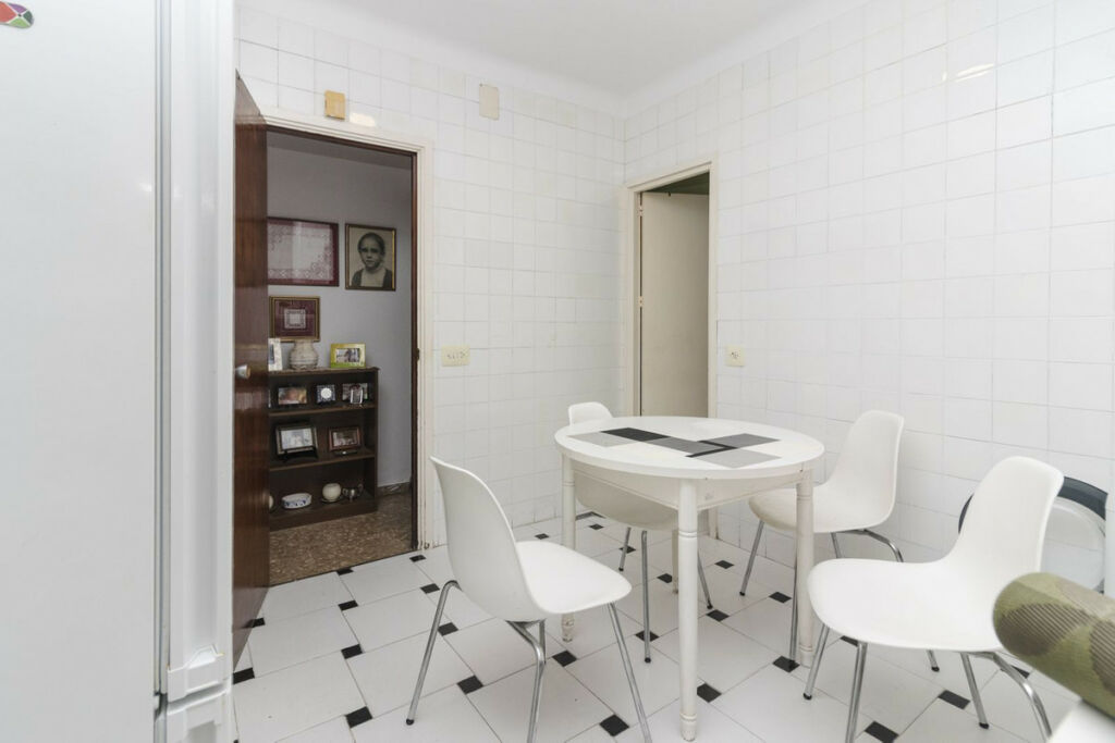 Middle Floor Apartment Málaga Málaga - image 17