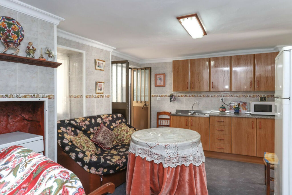 Townhouse Yunquera Málaga - image 17