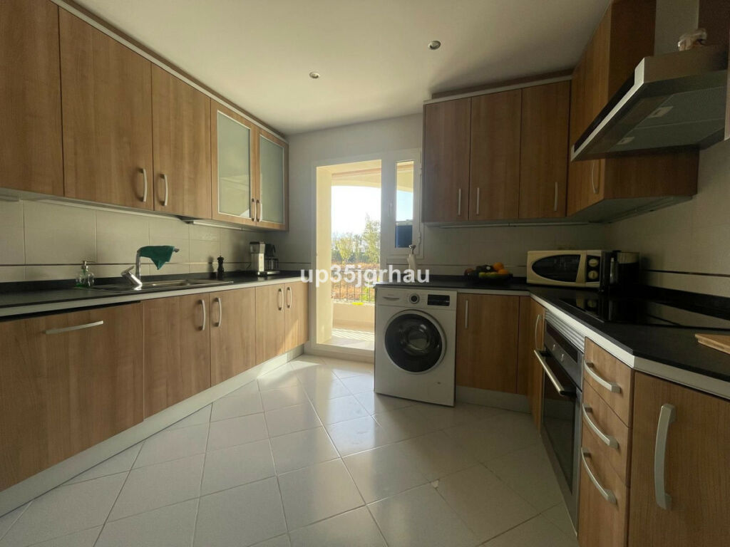 Penthouse Selwo Málaga - image 17