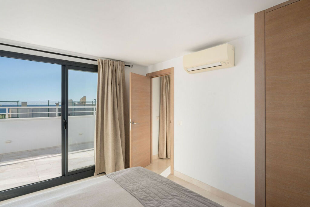 Penthouse Estepona Málaga - image 17