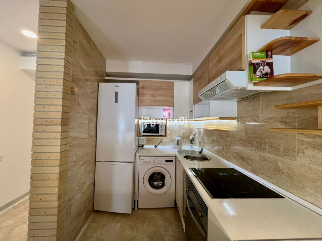 Apartment Complex Las Lagunas Málaga - image 17